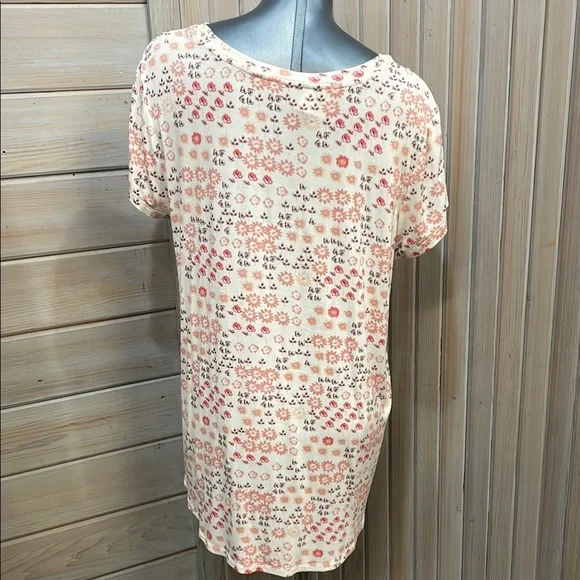 SD Collection Cream Relaxed Short Sleeve Tee - Picture 3 of 6